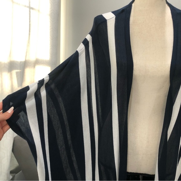 JEAN PASCALE Striped waterfall Navy Cardigan Poncho open Front Sweater (R) - Picture 7 of 8